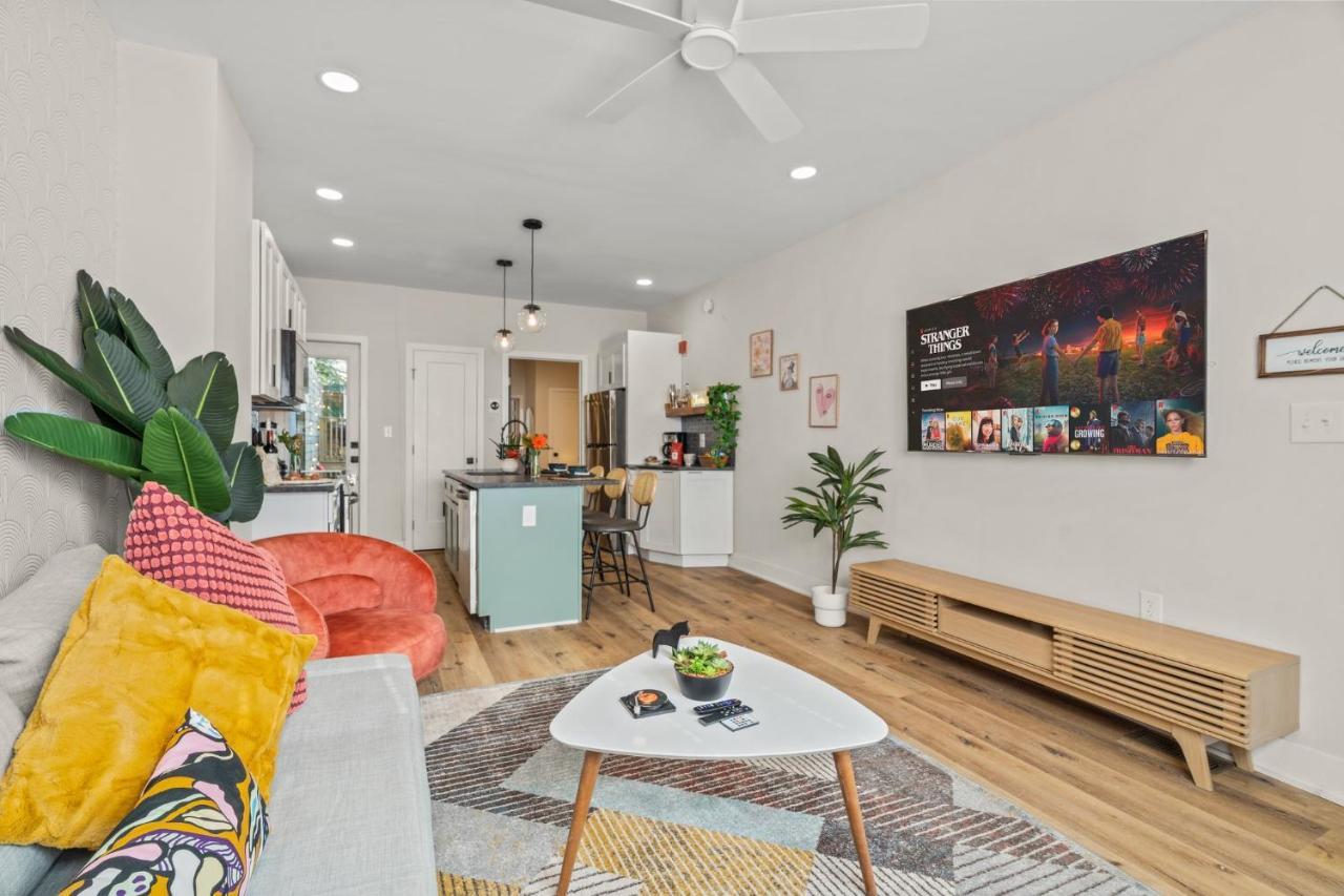 Passyunk Square Spacious 1 Bedroom Oasis- Huge Deck فيلادلفيا المظهر الخارجي الصورة